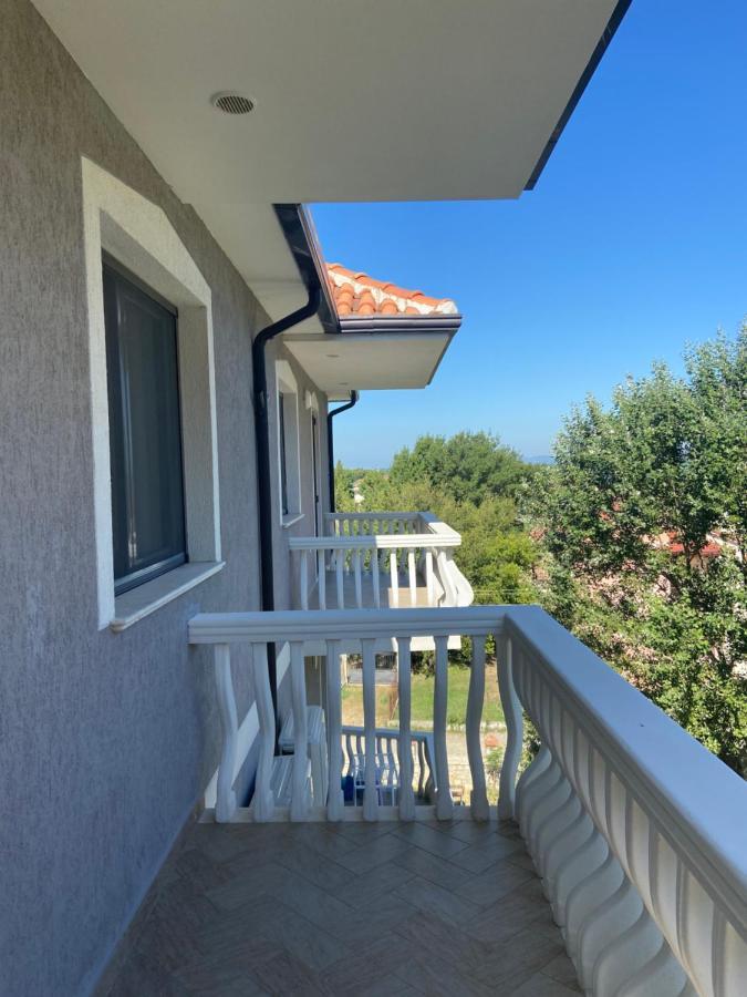 Apartment Sun Roll Baks-Rrjoll エクステリア 写真